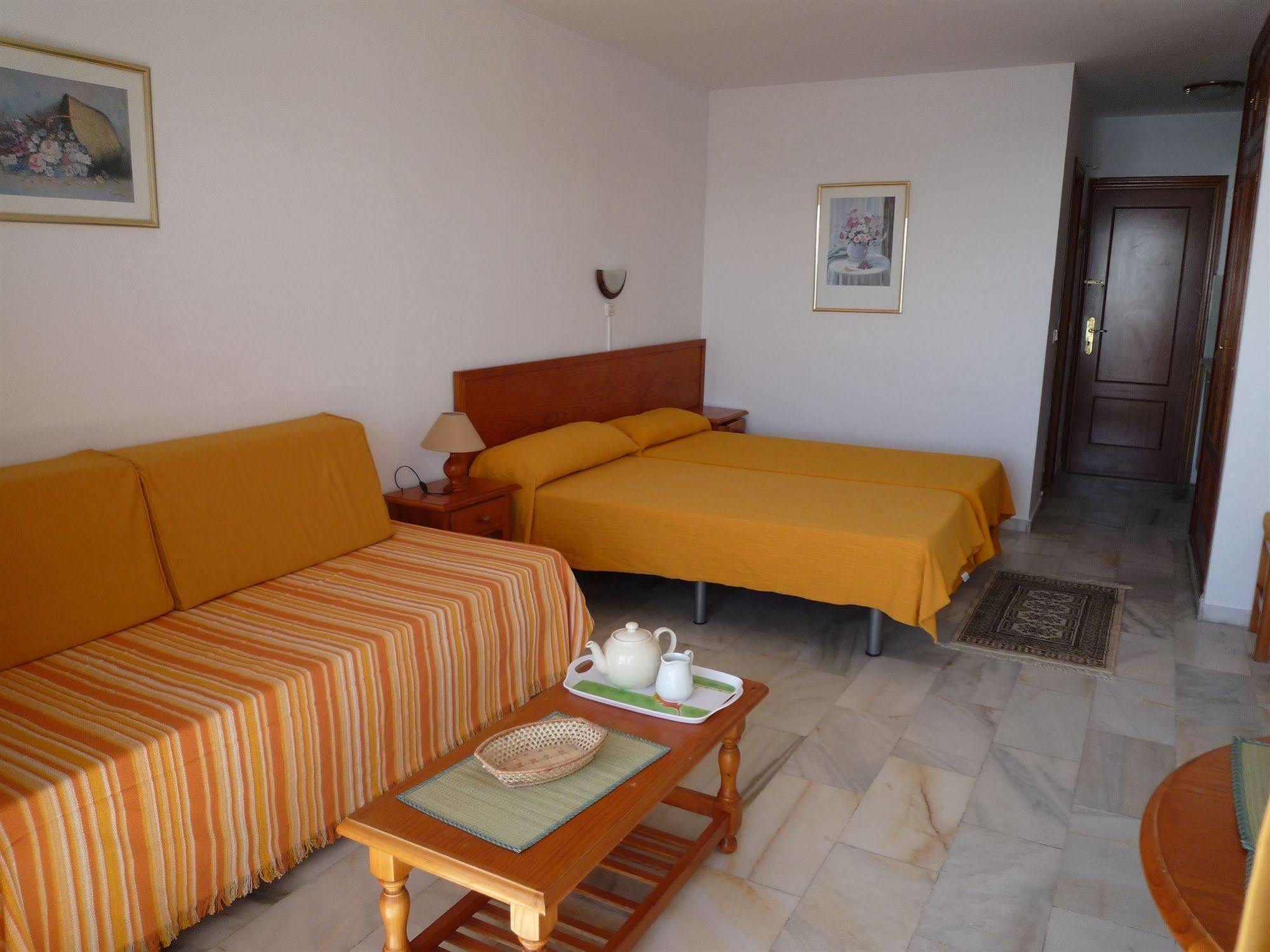 Sunny Apartment